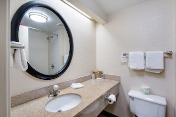 Superior Room, 1 King Bed (Smoke Free)