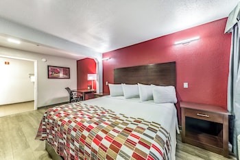 Deluxe Room, 1 King Bed, Accessible (Roll-In Shower, Smoke Free)