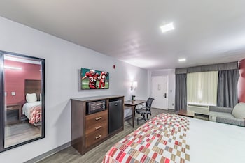 Superior Room, 1 King Bed with Sofa bed (Smoke Free)