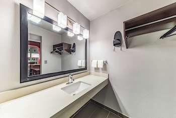 Superior Room, 1 King Bed with Sofa bed (Smoke Free)