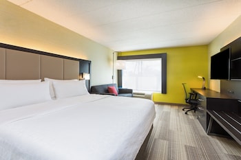 Standard Room, 1 King Bed