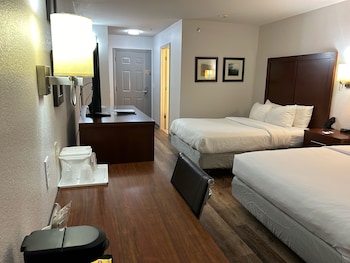 Room, 2 Queen Beds, Non Smoking