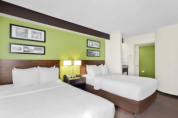 Standard Room, 2 Double Beds, Non Smoking