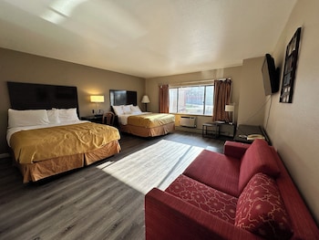 Room, 2 Queen Beds, Accessible, Non Smoking (Accessible Tub)