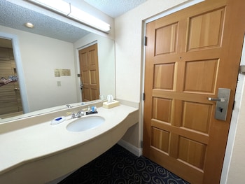 Family Studio Suite, 2 Queen Beds