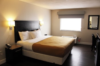 Suite, 1 King Bed, Non Smoking