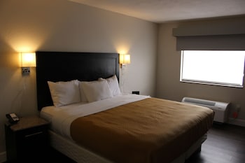 Suite, 1 King Bed, Non Smoking