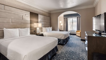 Suite, 2 Queen Beds, Non Smoking, Refrigerator & Microwave (with Sofabed)