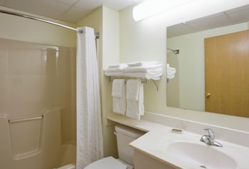 Standard Room, 2 Queen Beds