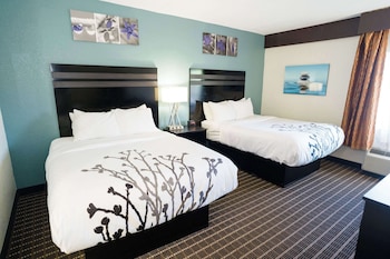 Standard Room, 2 Queen Beds, Non Smoking