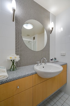 Executive Room, 1 King Bed