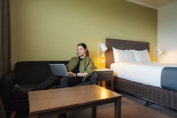 Superior Room, 1 Queen Bed, Non Smoking