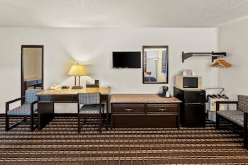 Standard Room, 2 Queen Beds, Non Smoking