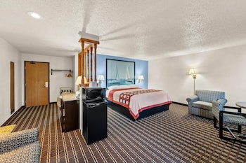 Suite, 1 King Bed, Non Smoking, Club Lounge Access
