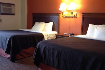 Room, 2 Queen Beds, Non Smoking