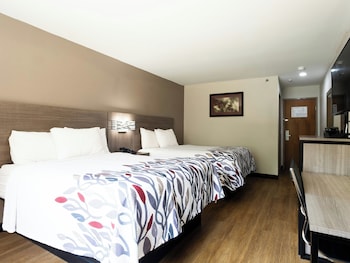 Deluxe Room, 2 Double Beds, Accessible (Smoke Free)