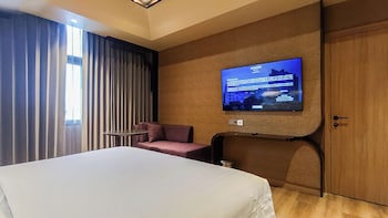 Privilege King Room, City View - 1 king size bed
