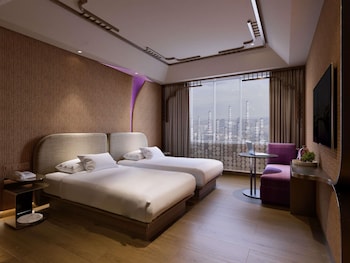 Privilege, Twin Room, 2 Twin Beds, City View