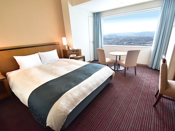 Double Room, Non Smoking (Airport Corner Double)