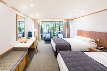 Premium Twin Room, 2 Queen Beds