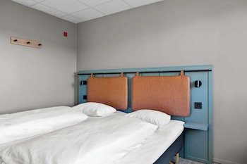 Double Room (Compact)