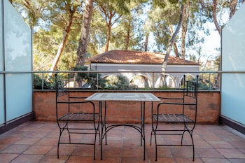 Deluxe Double or Twin Room, Balcony
