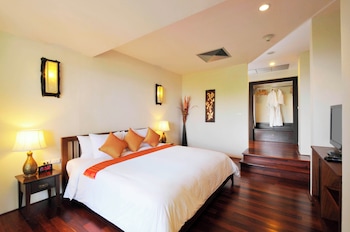 Coral Deluxe Studio