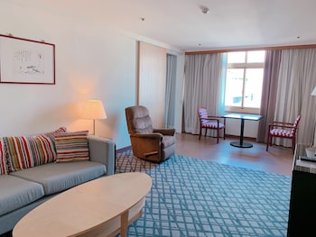 Suite With Kitchenette