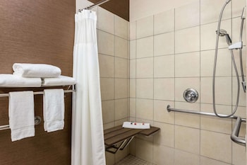 Room, 2 Queen Beds, Accessible, Non Smoking
