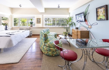 Suite, 1 King Bed, Ocean View