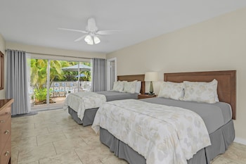 Deluxe Room (Efficiency)