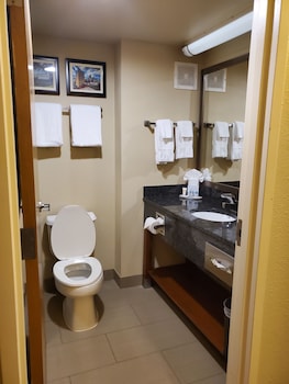 Standard Room, 2 Queen Beds, Non Smoking