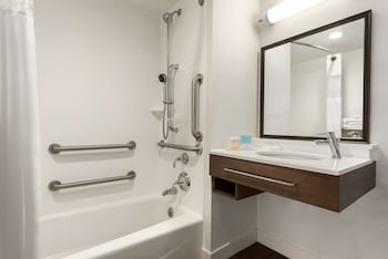 Room, 1 King Bed with Sofa bed, Accessible, Bathtub (Mobility & Hearing)