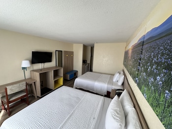 Studio Suite, 2 Queen Beds, Non Smoking