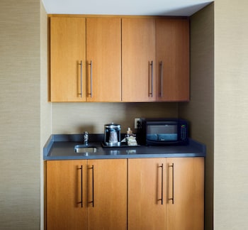 Suite, 1 King Bed