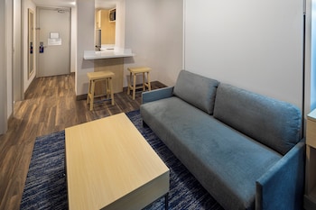 Suite, 2 Queen Beds