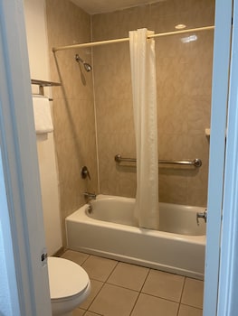 Standard Room, 2 Queen Beds, Non Smoking