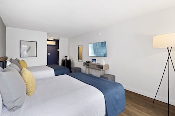 Standard Room, 2 Queen Beds, Ground Floor