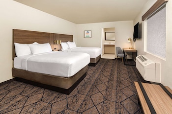 Room, 2 Double Beds, Non Smoking