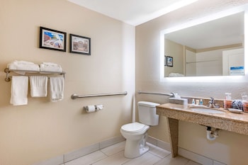 Room, 2 Queen Beds, Accessible, Non Smoking