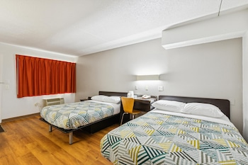 Deluxe Room, 2 Double Beds, Non Smoking