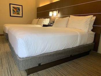 Standard Room, 2 Queen Beds
