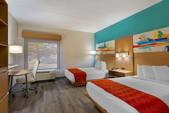Standard Room, 2 Queen Beds, Non Smoking, Refrigerator & Microwave