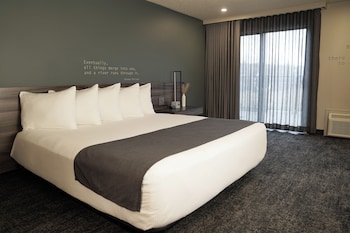 Rose Garden Suite
