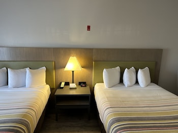 Room, 2 Queen Beds, Accessible, Non Smoking