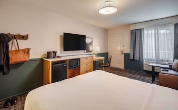 Studio Suite, 1 Queen Bed, Accessible