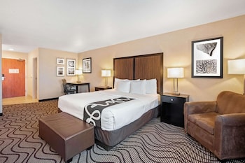 Deluxe Room, 1 King Bed, Non Smoking