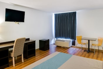 Standard Room, 1 Queen Bed, Non Smoking