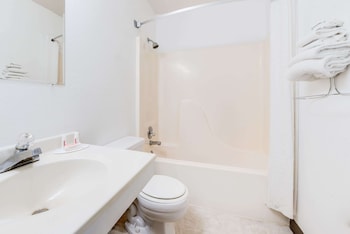 Studio Suite, 1 King Bed, Non Smoking