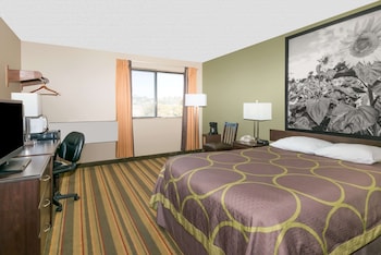 Standard Room, 1 Queen Bed, Non Smoking
